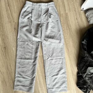 Abercrombie & Fitch Tailored Relaxed Straight Pant (25S, Gray)